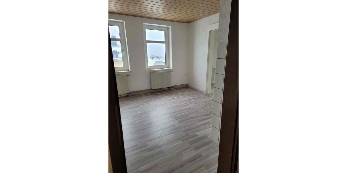 Helle, frisch renovierte 4 Raum-Wohnung 4 zimmer