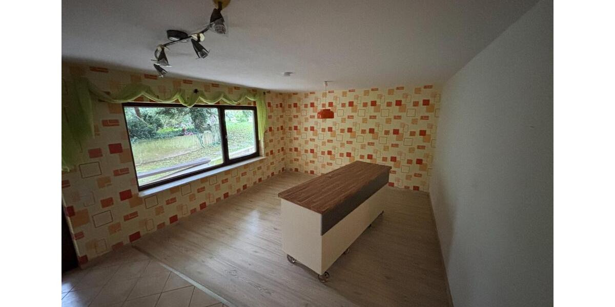 Erdgeschoßwohnung Schöntal - 4 Zimmer, 96 m&sup2;, 890&euro; | Angebot:25614608