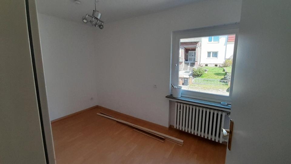 Erdgeschoßwohnung Grebenstein - 3 Zimmer, 76 m&sup2;, 850&euro; | Angebot:26224475