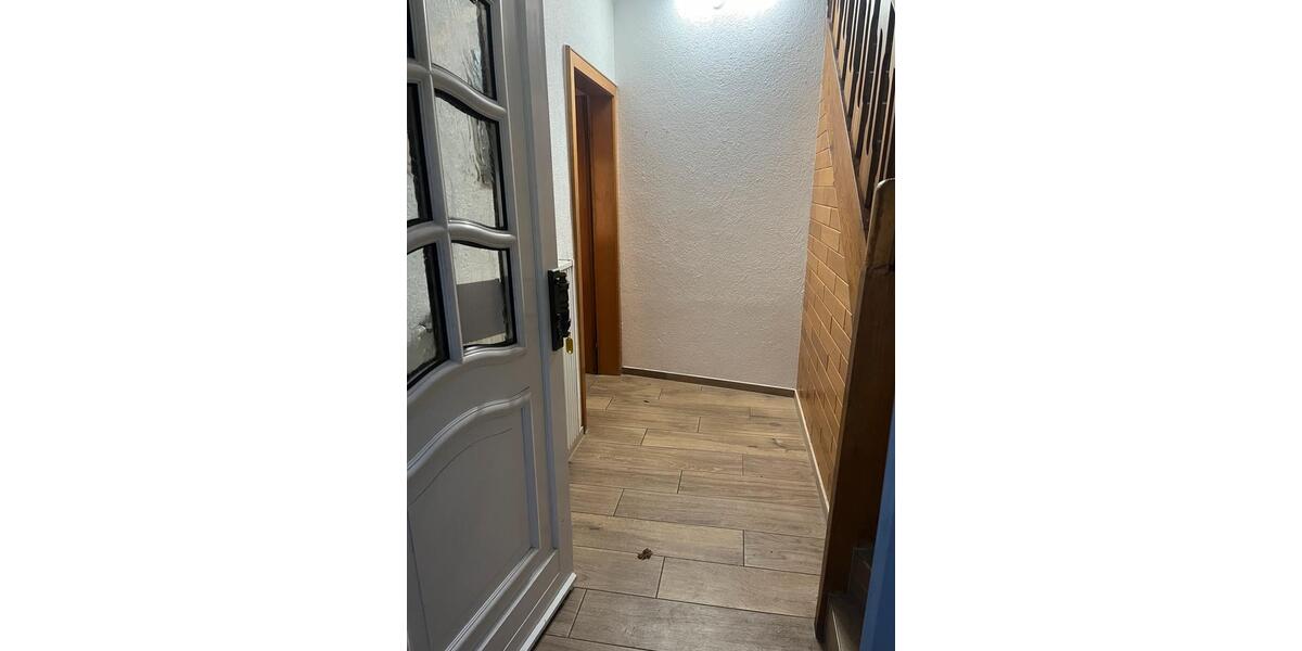 Maisonettenwohnung Bitburg - 5 Zimmer, 130 m&sup2;, 900&euro; | Angebot:25268004