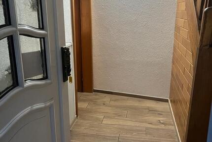 Wohnung Bitburg - 5 Zimmer, 130 m&sup2;, 900&euro; | Angebot:25268004