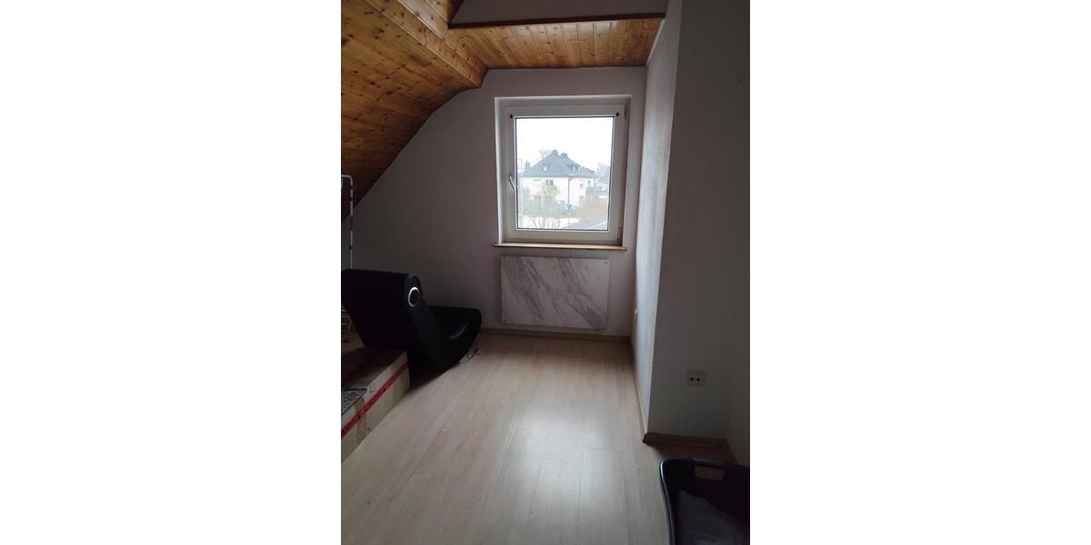 Gemütliche 3 Zimmer DG - Wohnung im OT von Naila zu vermieten 3 zimmer