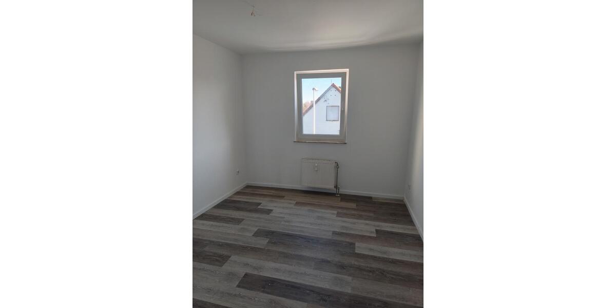 Etagenwohnung Hückelhoven - 4 Zimmer, 111 m&sup2;, 1.400&euro; | Angebot:26464185