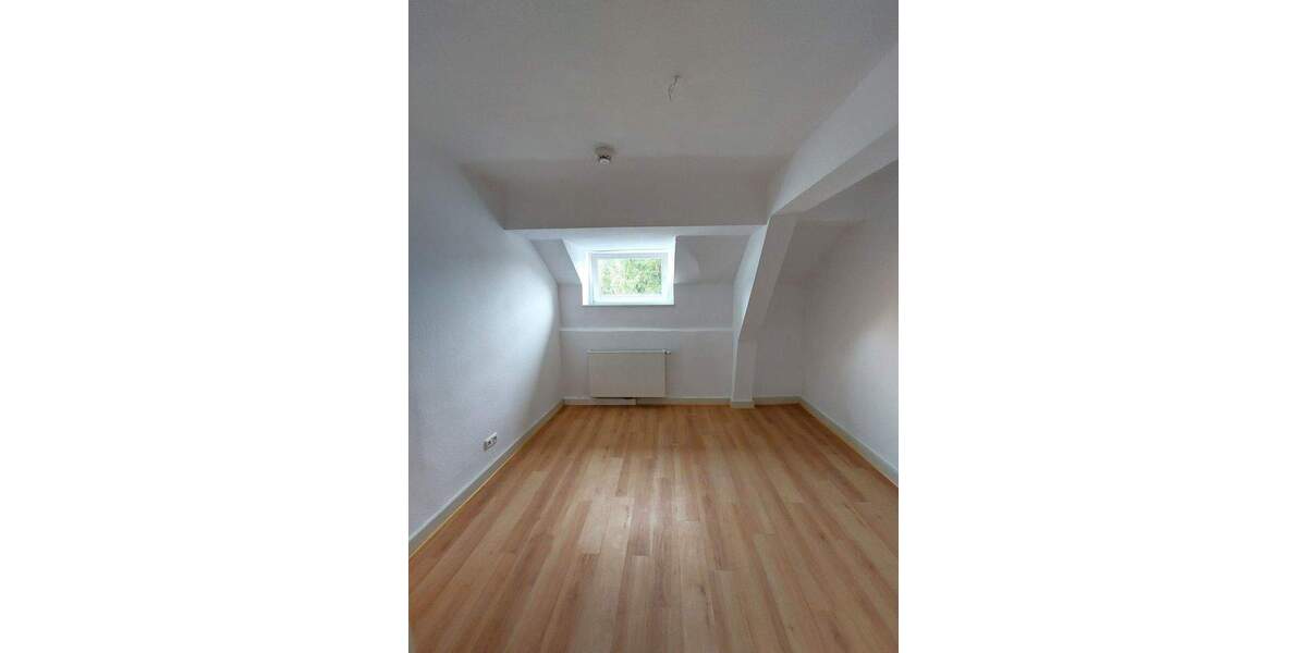 Etagenwohnung Trier Innenstadt - 5 Zimmer, 87 m&sup2;, 990&euro; | Angebot:26712886