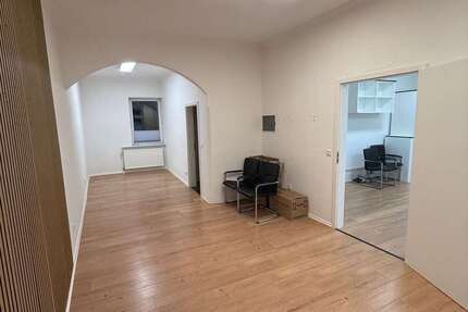 Büro in Husum 720 € 69 m² zimmer