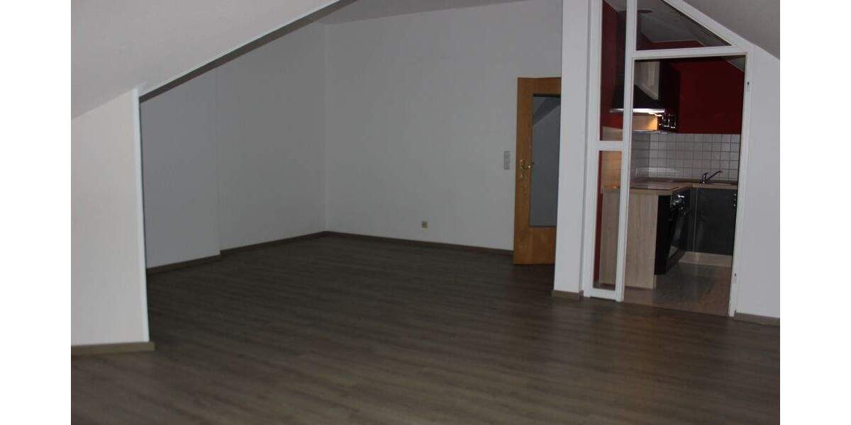 Etagenwohnung Kirchhundem - 3 Zimmer, 90 m&sup2;, 650&euro; | Angebot:25681692