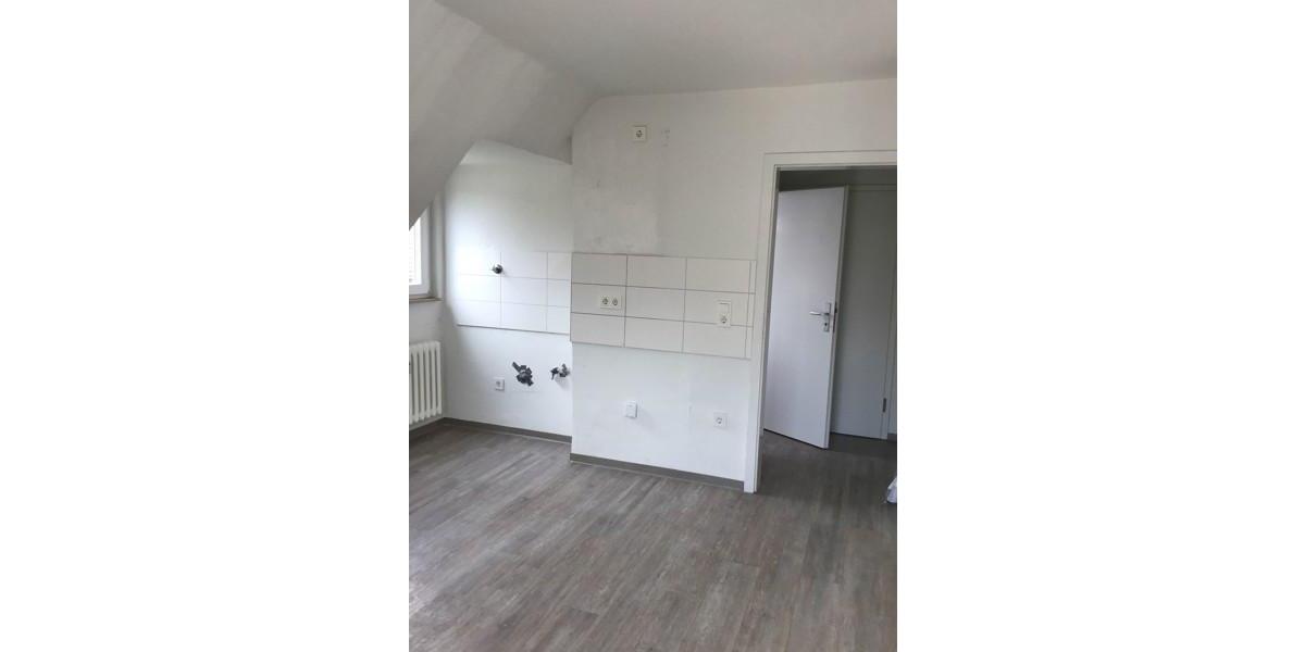 Dachgeschoßwohnung Dortmund Eving - 2 Zimmer, 46 m&sup2;, 402&euro; | Angebot:25881173