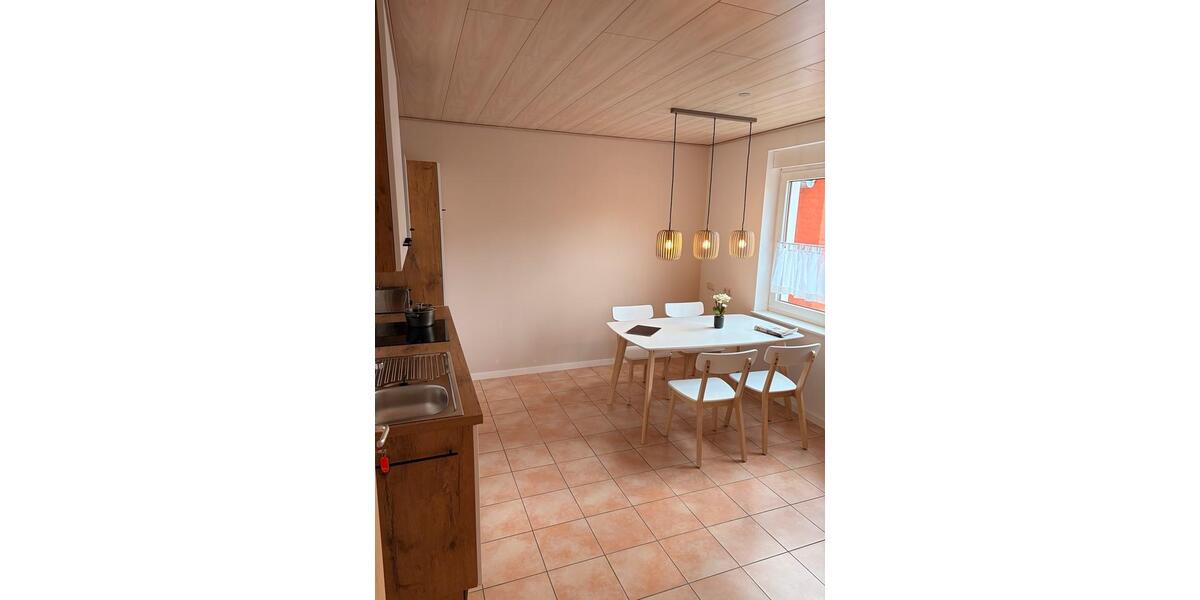 Erdgeschoßwohnung Korbach - 2 Zimmer, 60 m&sup2;, 750&euro; | Angebot:26019520