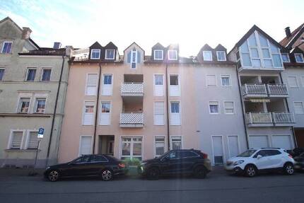 4 Zimmer-Wohnung mit TG-Stellplatz