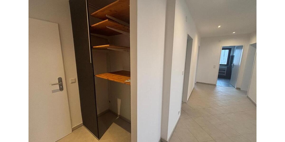 Etagenwohnung Laudenbach - 3 Zimmer, 95 m&sup2;, 1.124&euro; | Angebot:26367546