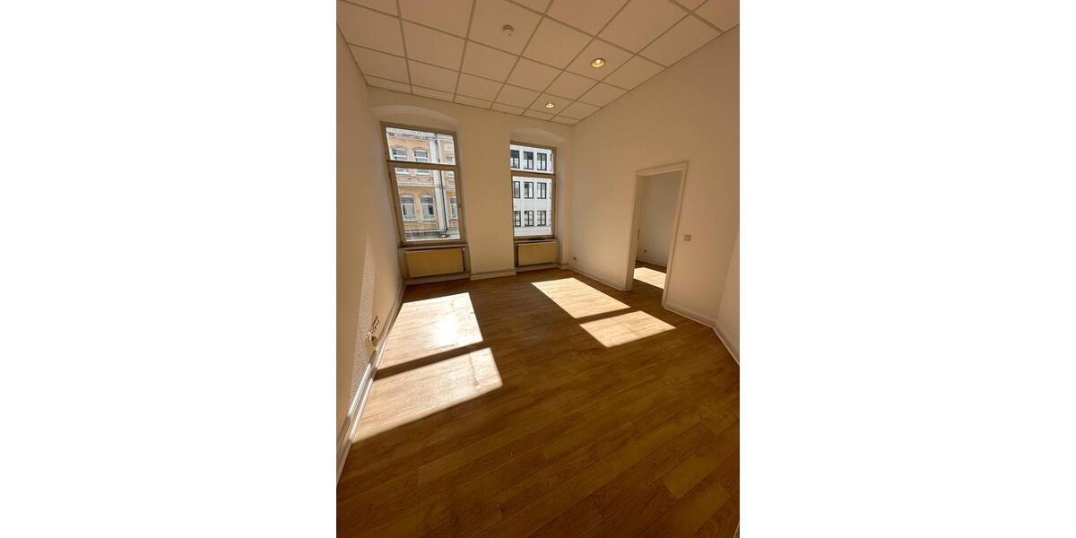 Etagenwohnung Braunschweig - 5 Zimmer, 129 m&sup2;, 1.290&euro; | Angebot:26248079