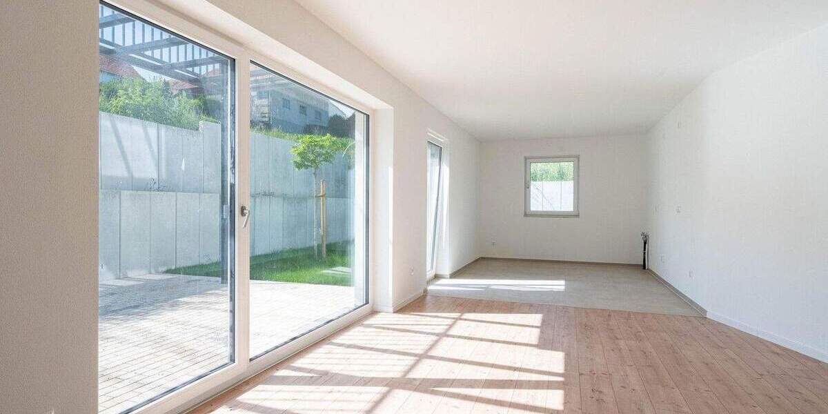 Etagenwohnung Sinzing - 2 Zimmer, 91 m&sup2;, 1.283&euro; | Angebot:25274379