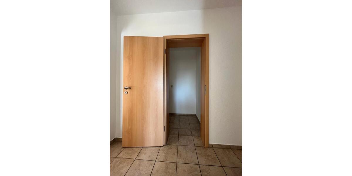 Etagenwohnung Buchloe - 3 Zimmer, 84 m&sup2;, 1.100&euro; | Angebot:26040540