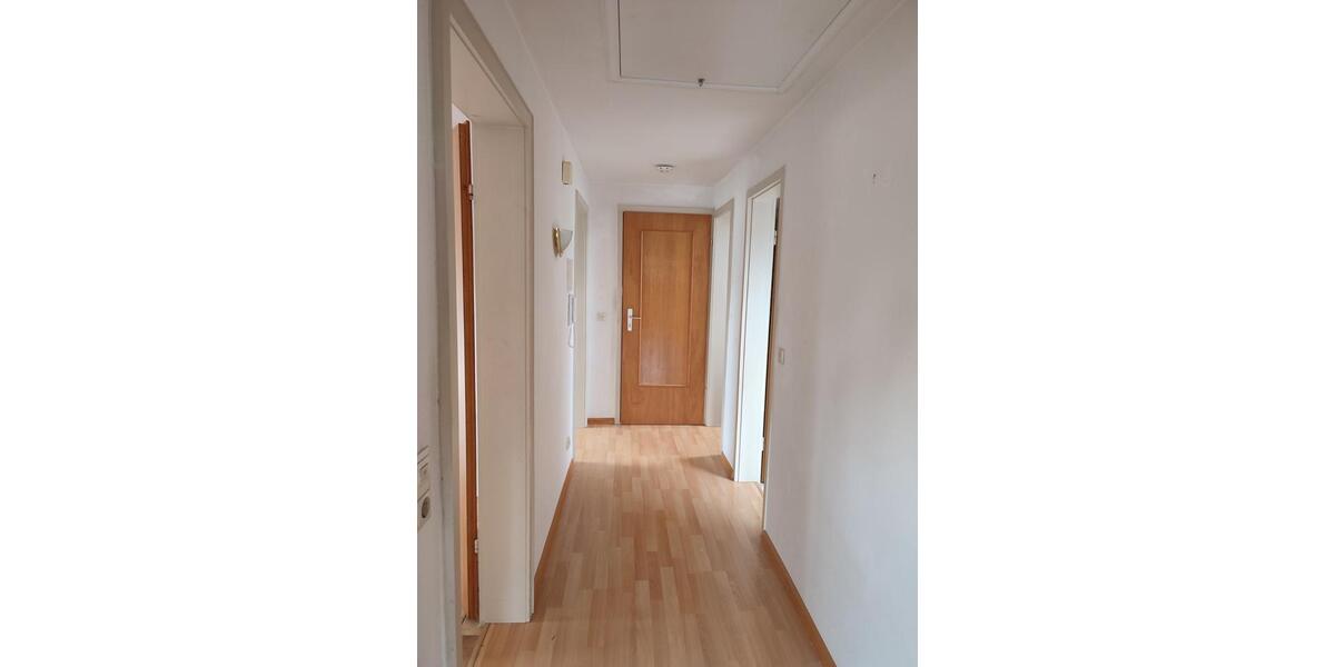 Dachgeschoßwohnung Bad Dürrheim - 2 Zimmer, 53 m&sup2;, 200&euro; | Angebot:25841329