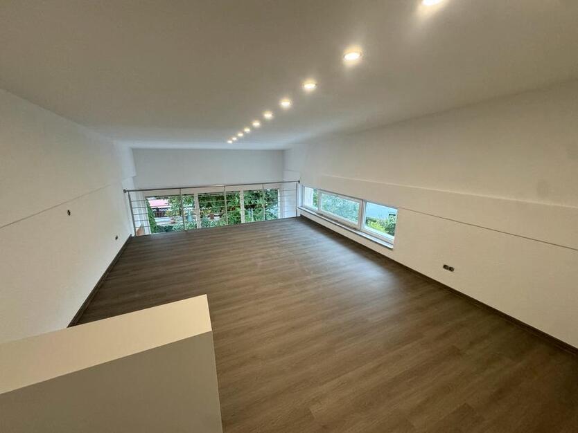 Helle 4,5 Zimmer Wohnung Frisch Renoviert