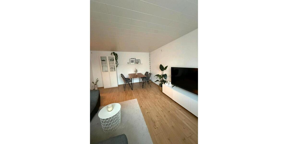 Erdgeschoßwohnung Guxhagen - 3 Zimmer, 76 m&sup2;, 903&euro; | Angebot:26645389