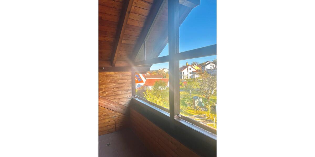 Dachgeschoßwohnung Bad Neustadt an der Saale - 3 Zimmer, 75 m&sup2;, 630&euro; | Angebot:26271370