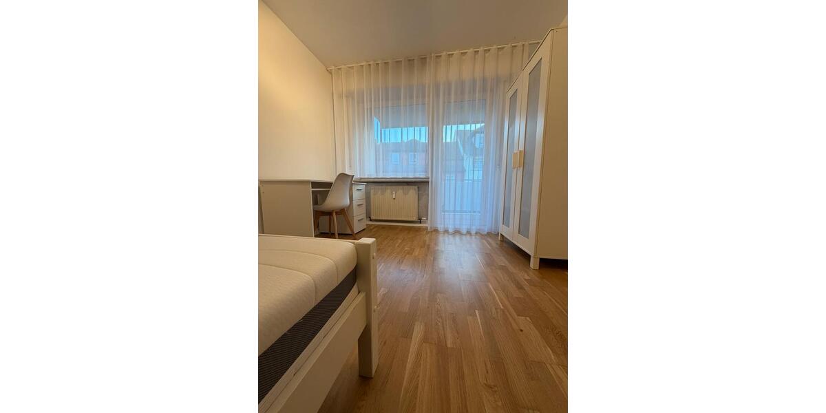 Wohnen auf Zeit Kehl - 1 Zimmer, 79 m&sup2;, 450&euro; | Angebot:26043459