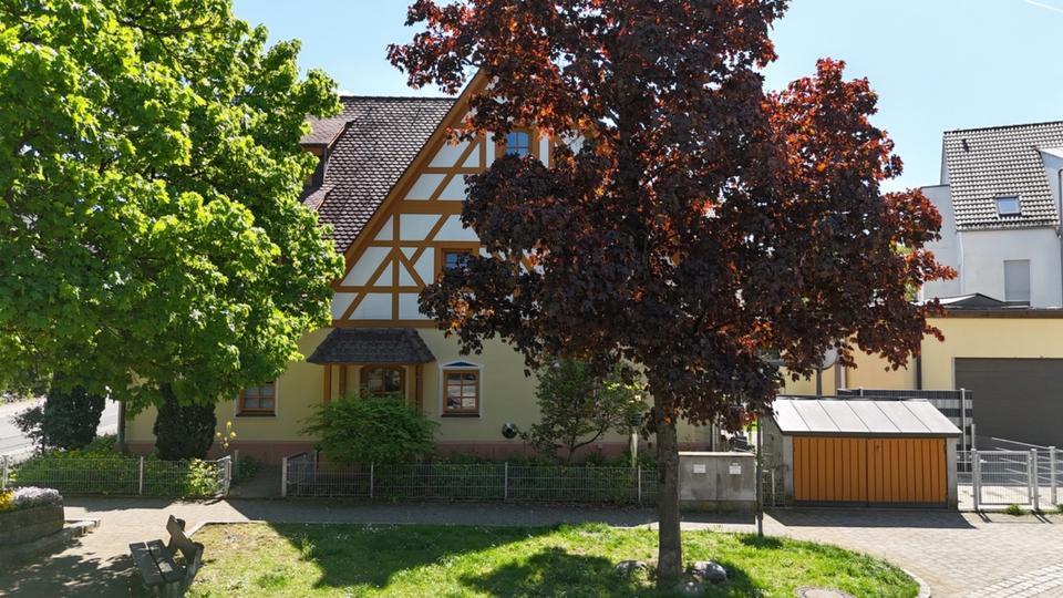 Dachgeschoss Wohnung zimmer