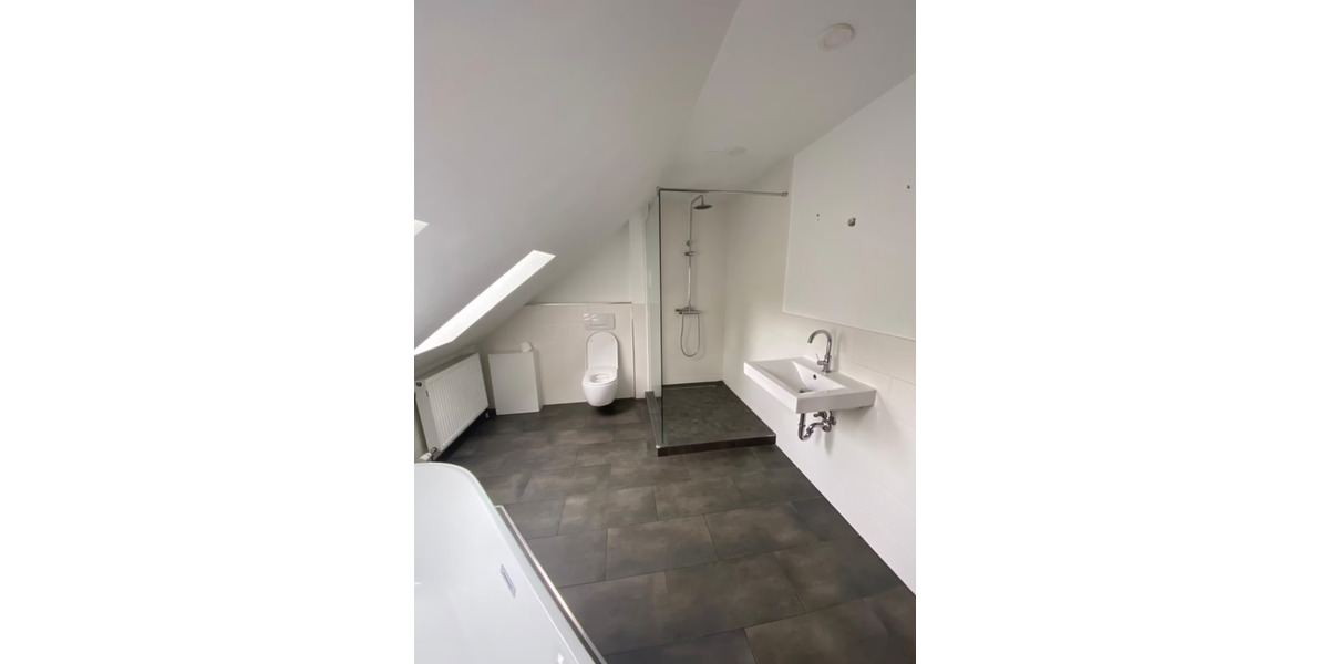 Wohnen auf Zeit Königswinter - 9.5 Zimmer, 20 m&sup2;, 590&euro; | Angebot:24571557