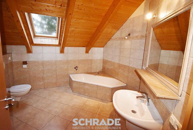 Etagenwohnung Seehausen (Altmark) - 3 Zimmer, 180 m&sup2;, 700&euro; | Angebot:22053162