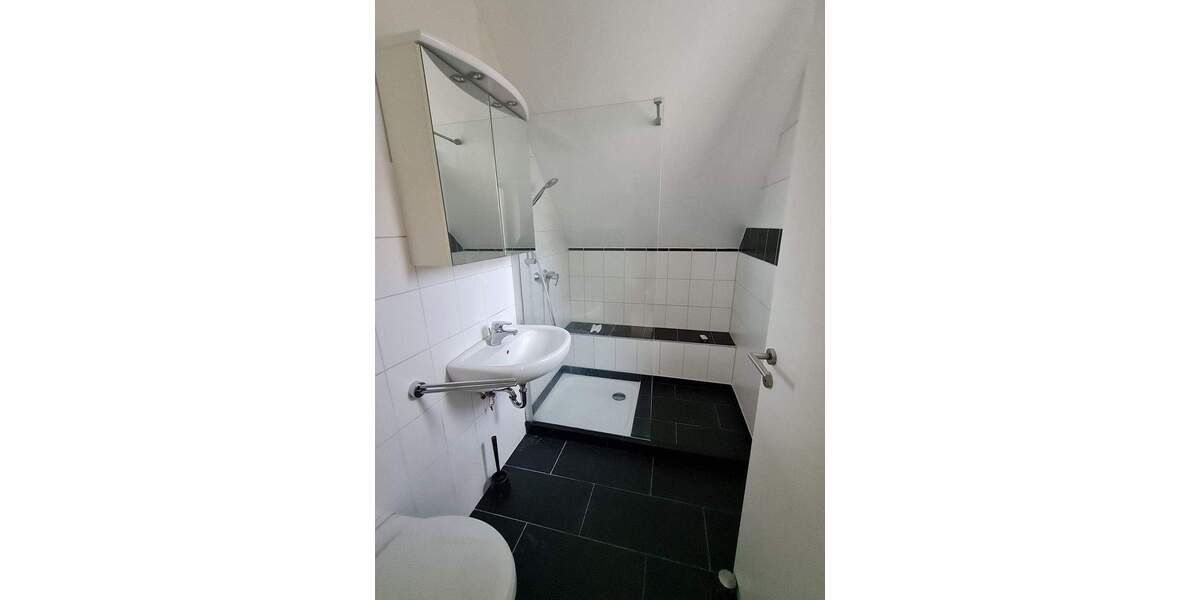 Großzügig Wohnen über 2 Etagen in Riegelsberg 5 zimmer