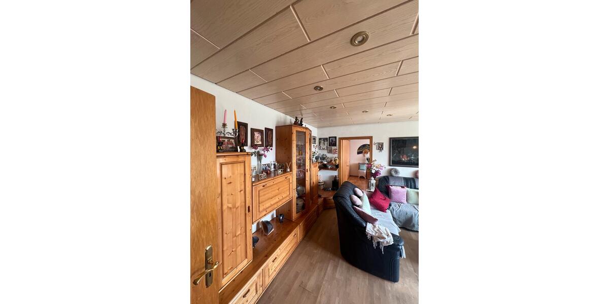 Erdgeschoßwohnung Meinerzhagen - 3 Zimmer, 74 m&sup2;, 620&euro; | Angebot:26048071