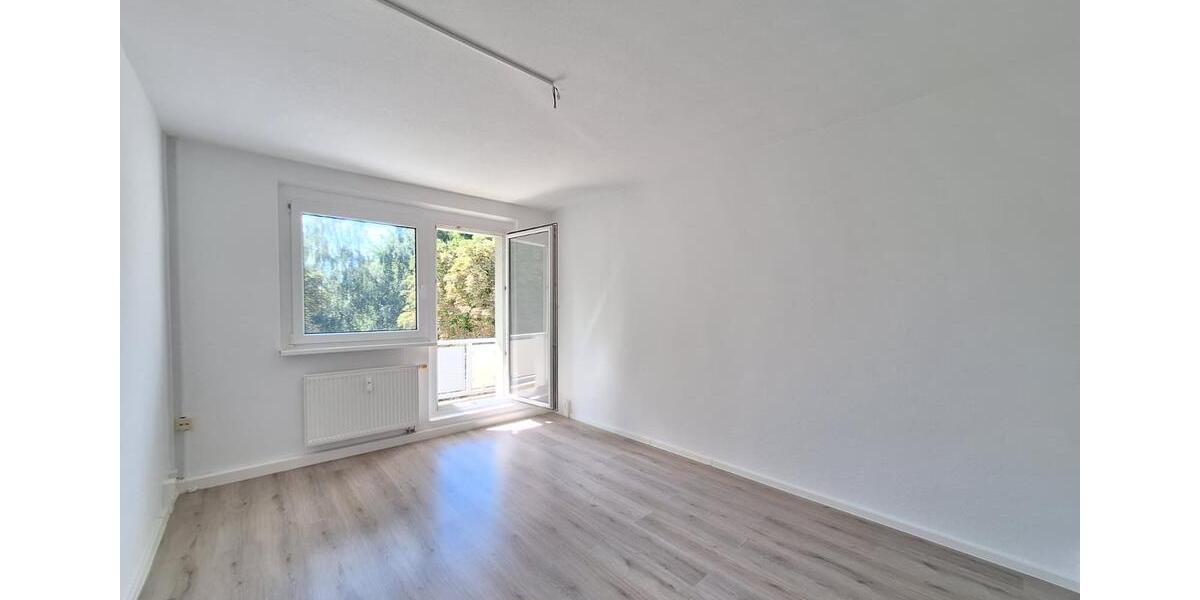 ** 1. NKM geschenkt*! ** - Viel Platz - 5-Zimmer-Wohnung im schönen Leipziger Land! 5 zimmer