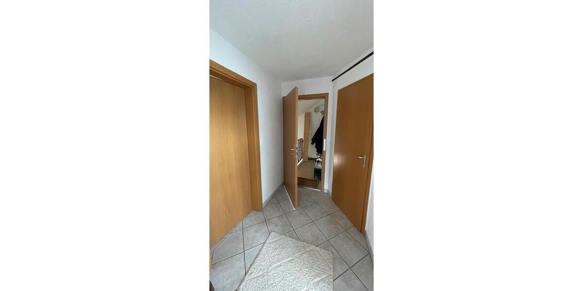 Dachgeschoßwohnung Giengen an der Brenz - 3 Zimmer, 80 m&sup2;, 950&euro; | Angebot:26286481