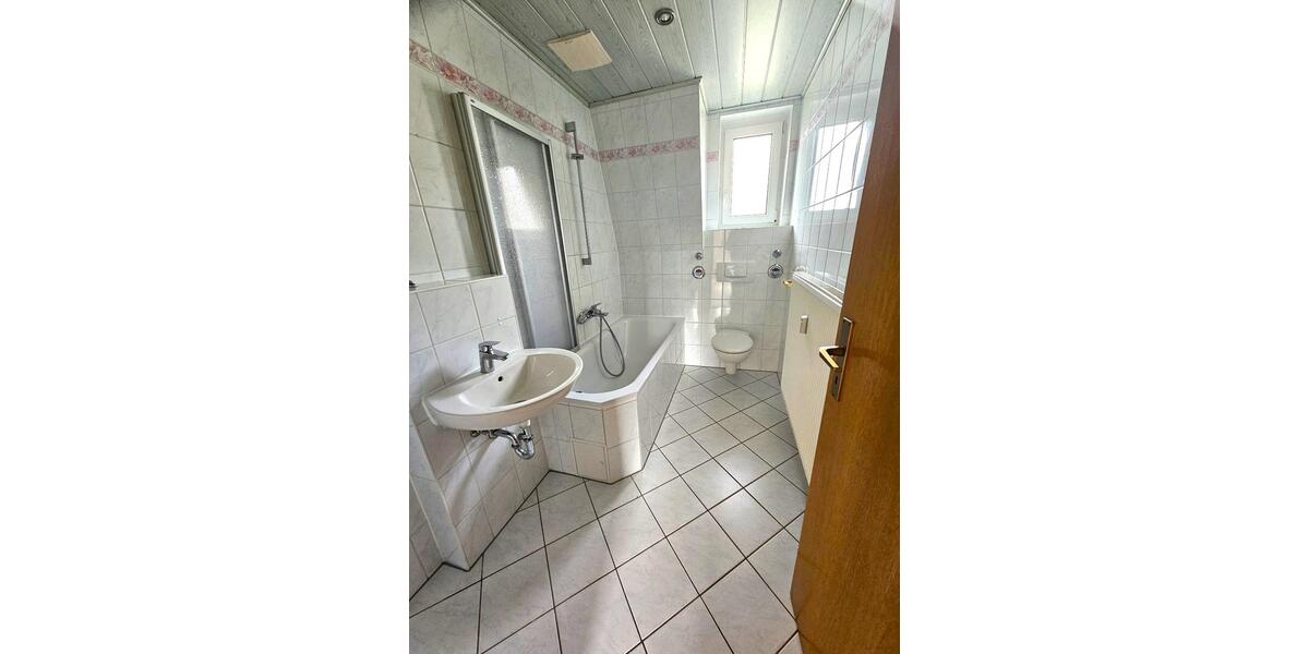 Dachgeschoßwohnung Gelenau/Erzgebirge Erzgebirge - 3 Zimmer, 50 m&sup2;, 288&euro; | Angebot:20832880