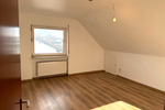 Dachgeschoßwohnung Messel - 4 Zimmer, 95 m&sup2;, 1.200&euro; | Angebot:26193776