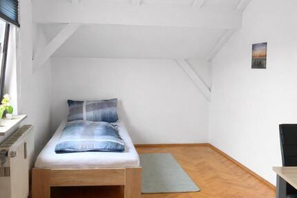 Wohnen auf Zeit Isen - 1 Zimmer, 180 m&sup2;, 500&euro; | Angebot:25165772