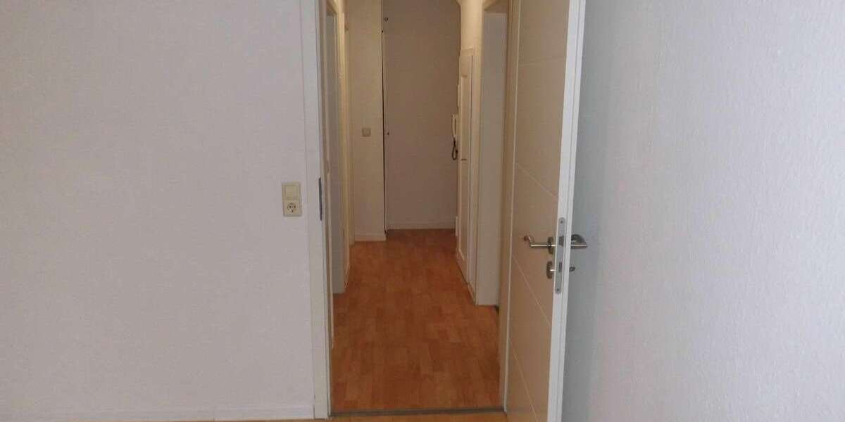 Etagenwohnung Stuttgart Bad Cannstatt - 2 Zimmer, 45 m&sup2;, 690&euro; | Angebot:26821446