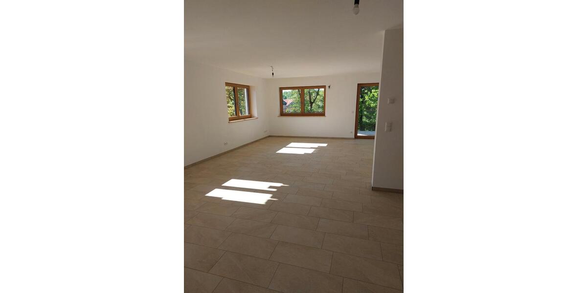 Erdgeschoßwohnung Huglfing - 6 Zimmer, 138 m&sup2;, 2.000&euro; | Angebot:26497360
