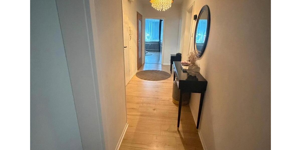 Erdgeschoßwohnung Bremerhaven Geestemünde - 5 Zimmer, 135 m&sup2;, 1.590&euro; | Angebot:24719896