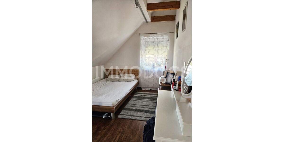 Etagenwohnung Niederrieden - 2 Zimmer, 74 m&sup2;, 750&euro; | Angebot:25896201