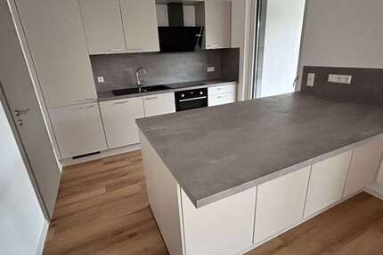 Wohnung zum Mieten in Pfullingen 1.330 € 95 m² 3 zimmer