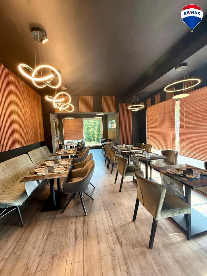 Modernes Restaurant in Top-Lage im EG, mit Terrasse & Parkmöglichkeiten!
