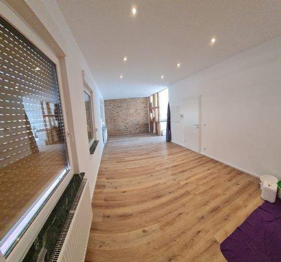 Etagenwohnung Wiesbaden Mainz-Kostheim - 4 Zimmer, 146 m&sup2;, 2.100&euro; | Angebot:25690344