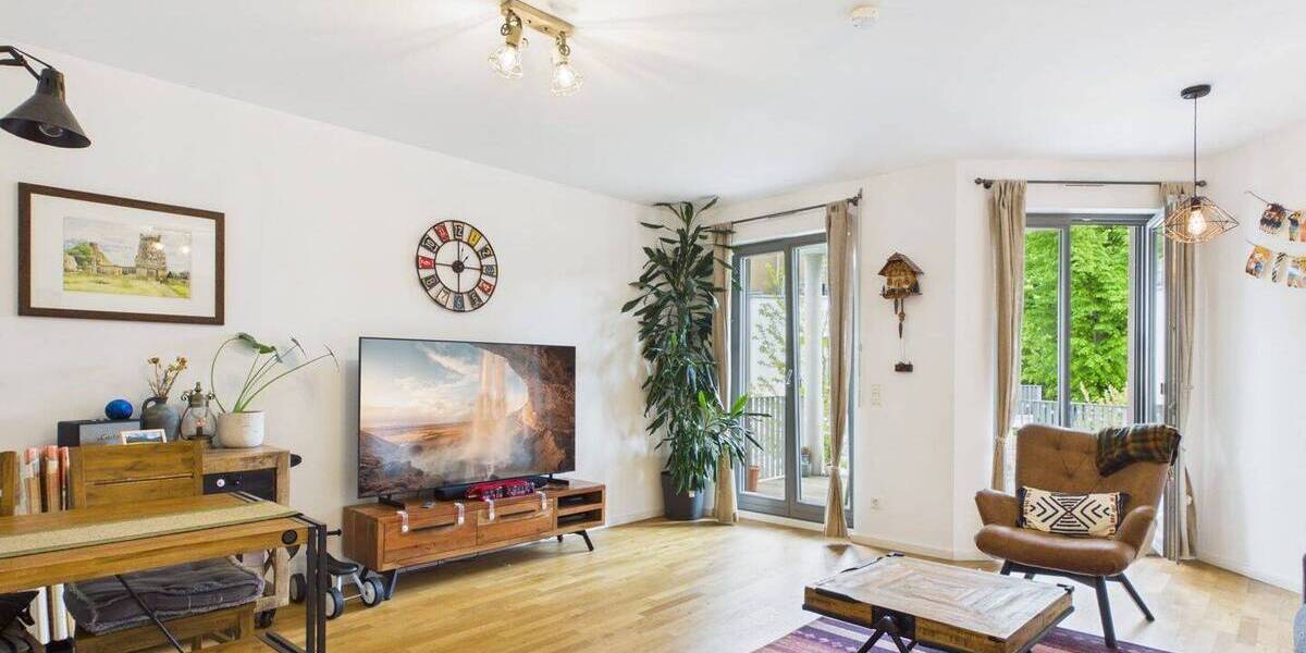 Etagenwohnung Berlin Marienfelde - 3 Zimmer, 93 m&sup2;, 2.200&euro; | Angebot:26712743