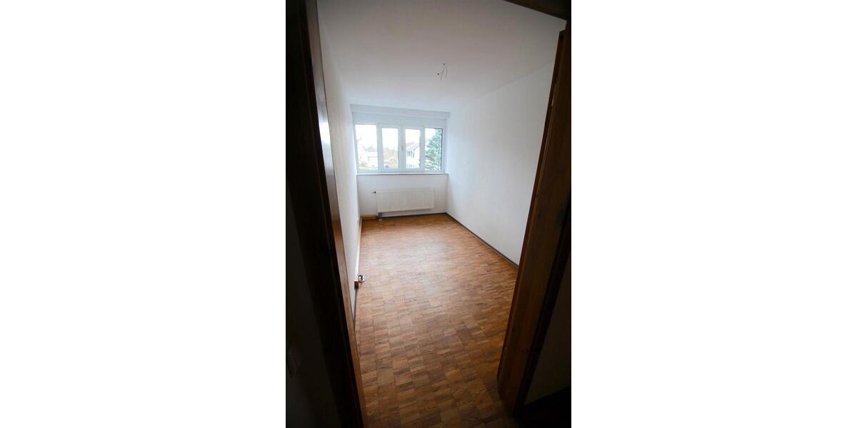 Etagenwohnung Hilchenbach - 5 Zimmer, 95 m&sup2;, 830&euro; | Angebot:26408153