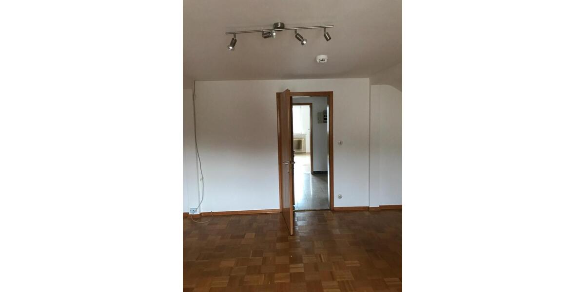 Dachgeschoßwohnung Hösbach - 1.5 Zimmer, 60 m&sup2;, 590&euro; | Angebot:26044242
