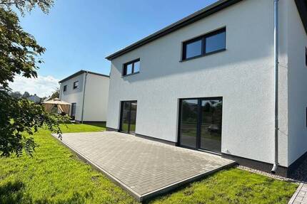 Doppelhaushälfte in ruhiger Lage 3 zimmer