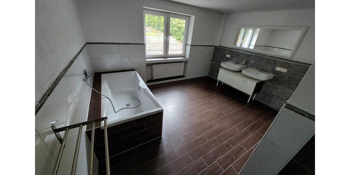 Etagenwohnung Wartenberg - 3.5 Zimmer, 108 m&sup2;, 1.400&euro; | Angebot:26620632