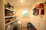Herrliches Wohnen in der obersten Etage! Neuwertige 3-Zimmer-Wohnung Deining