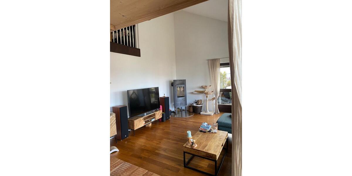 Einfamilienhaus Burghausen - 5 Zimmer, 138 m&sup2;, 1.500&euro; | Angebot:26546163
