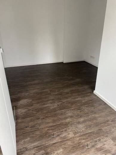 komplett Renovierte Wohnung