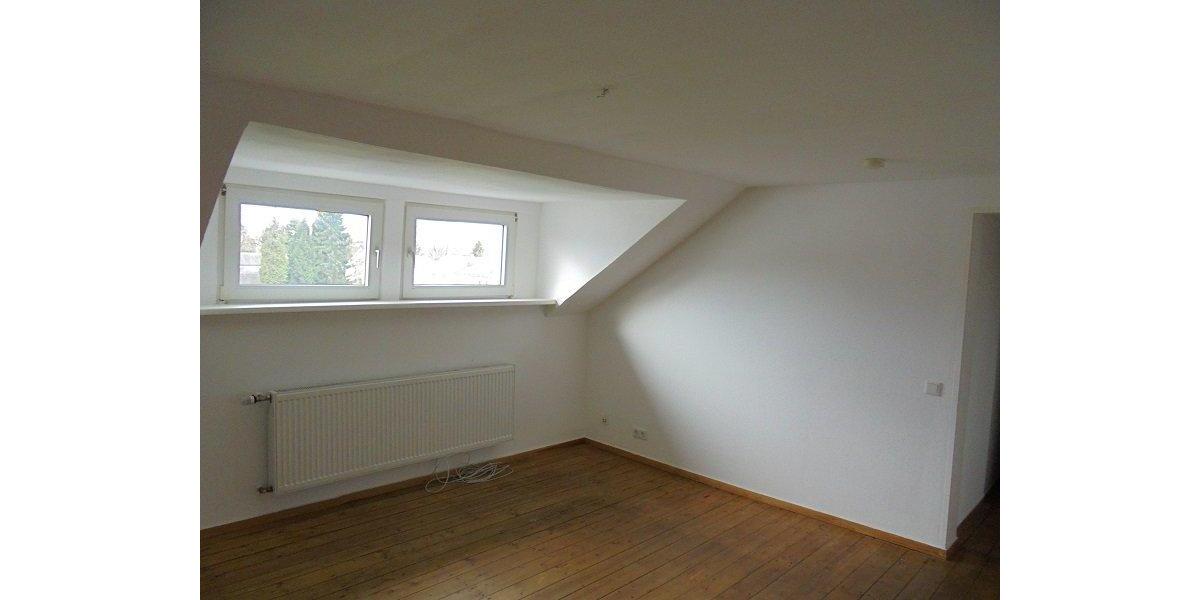 Dachgeschoßwohnung Würselen - 1 Zimmer, 44 m&sup2;, 420&euro; | Angebot:26095933