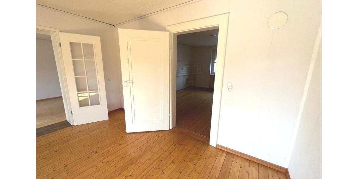 Etagenwohnung Nohfelden - 4 Zimmer, 110 m&sup2;, 900&euro; | Angebot:24867543