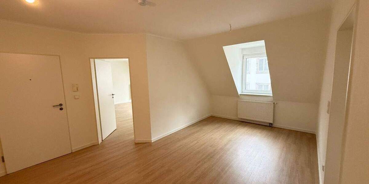 Etagenwohnung Paderborn Kernstadt - 3 Zimmer, 93 m&sup2;, 800&euro; | Angebot:25727519